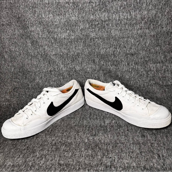 A.P.C. X Nike All Court White / Black Thom
Yorke Radiohead‎ 744285-100 Men's 12 - Picture 8 of 11